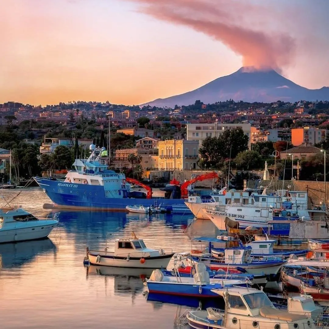 Appartamento La Casuzza Di Tindaro Aeroporto di Catania Fontana Rossa